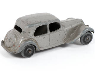 Lot 354 - DINKY TOYS (FRANCE) (1)