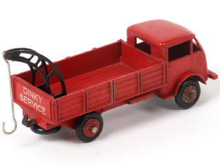 Lot 364 - DINKY TOYS (FRANCE) (1)