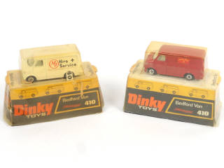Lot 323 - DINKY TOYS (GB) (2)