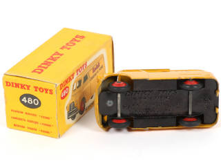 Lot 311 - DINKY TOYS (GB) (1)