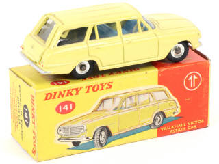 Lot 302 - DINKY TOYS (GB) (1)