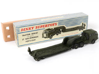 Lot 390 - DINKY TOYS (FRANCE) (1)
