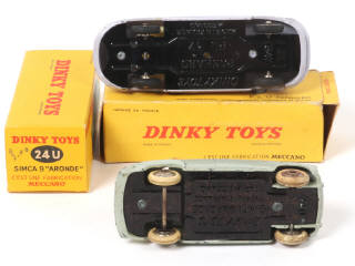 Lot 422 - DINKY TOYS (FRANCE) (2)
