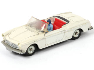 Lot 358 - DINKY TOYS (FRANCE) (1)