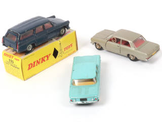Lot 433 - DINKY TOYS (FRANCE) (3)