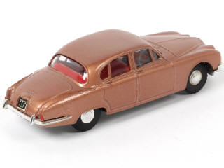 Lot 198 - SPOT-ON (GB) (1)