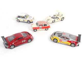 Lot 14 - SCALEXTRIC (FRANCE) (5)