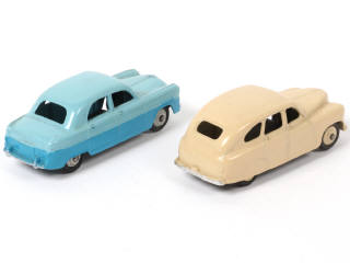 Lot 345 - DINKY TOYS (GB) (2)