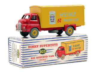 Lot 732 - DINKY TOYS (GB) (1)