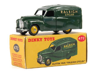 Lot 723 - DINKY TOYS GB (1)