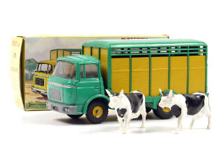 Lot 844 - DINKY TOYS FRANCE (1)