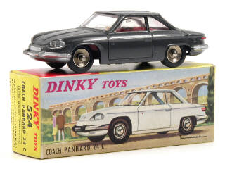Lot 779 - DINKY TOYS FRANCE (1)
