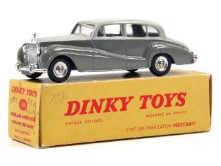 Lot 772 - DINKY TOYS FRANCE (1)