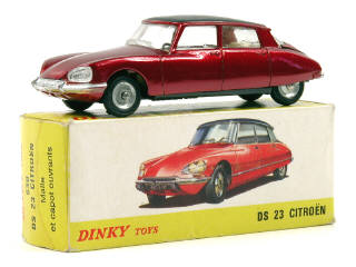 Lot 795 - DINKY TOYS FRANCE (1)