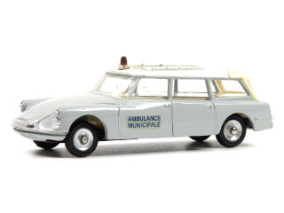 Lot 783 - DINKY TOYS (FRANCE) (1)