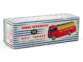 Lot 744 - DINKY TOYS GB (1)