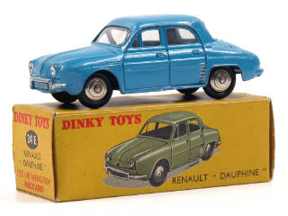 Lot 767 - DINKY TOYS FRANCE (1)