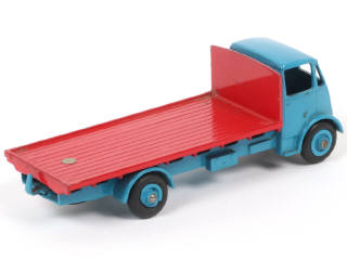 Lot 208 - DINKY TOYS (GB) (1)