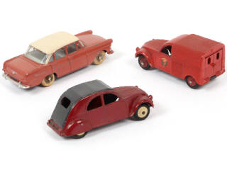 Lot 338 - DINKY TOYS (FRANCE) (3)