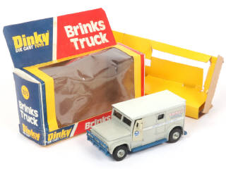 Lot 223 - DINKY TOYS (GB) (1)
