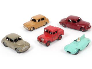 Lot 274 - DINKY TOYS (GB) (5)