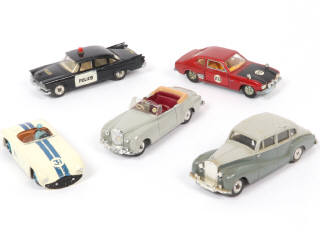 Lot 270 - DINKY TOYS (GB) (5)
