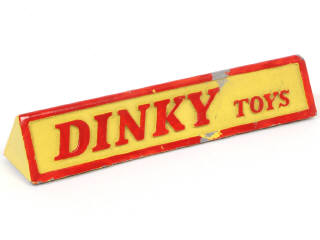 Lot 148 - DIVERS (1)