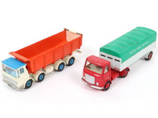 Lot 255 - DINKY TOYS (GB) (2)