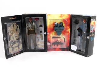 Lot 67 - DRAGON (CHINE) (2)