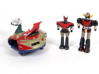 Lot 34 - POPY (JAPON) (3)