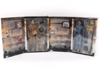 Lot 74 - SIDESHOWTOY (GB) (2)