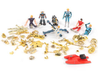 Lot 51 - DIVERS (15)