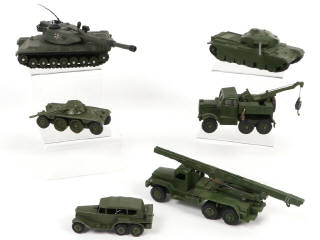 Lot 268 - DINKY TOYS (6)