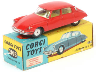 Lot 162 - CORGI TOYS (GB) (1)