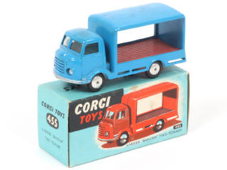 Lot 170 - CORGI TOYS (GB) (1)