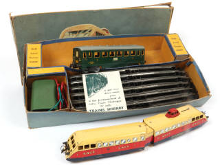 Lot 9 - HORNBY 'O' (FRANCE) (2)