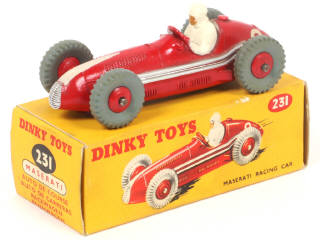 Lot 253 - DINKY TOYS (GB) (1)