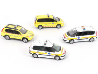 Lot 388 - DIVERS (4)