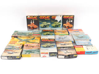 Lot 102 - DIVERS (20)