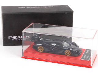 Lot 352 - PEAKO MODEL (CHINE) (1)