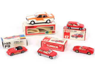 Lot 151 - DIVERS (JAPON) (5)