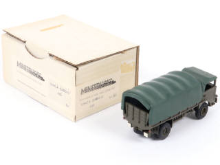 Lot 295 - MINITRUCKS (FRANCE) (1)