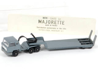 Lot 383 - MAJORETTE (FRANCE) (1)