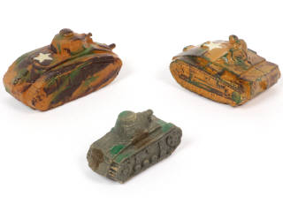 Lot 31 - DIVERS (3)