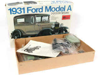 Lot 6 - MINICRAFT MODELKITS ( U.S.A) (1)