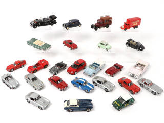 Lot 420 - DIVERS (25)