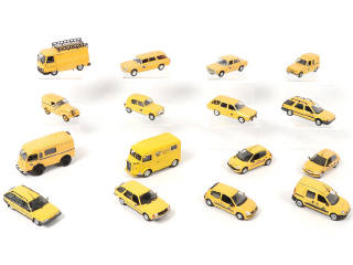 Lot 361 - DIVERS (16)