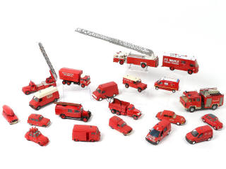 Lot 378 - DIVERS (20)