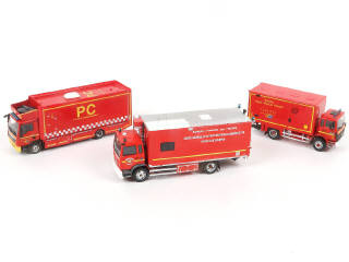 Lot 97 - DIVERS (3)