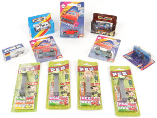 Lot 137 - DIVERS (10)